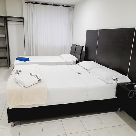 Hotel Saint John ميديلين المظهر الخارجي الصورة