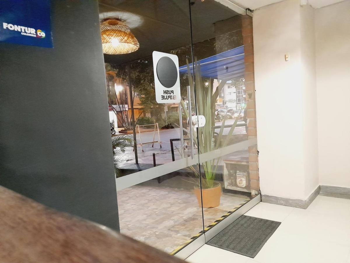 Hotel Saint John ميديلين المظهر الخارجي الصورة