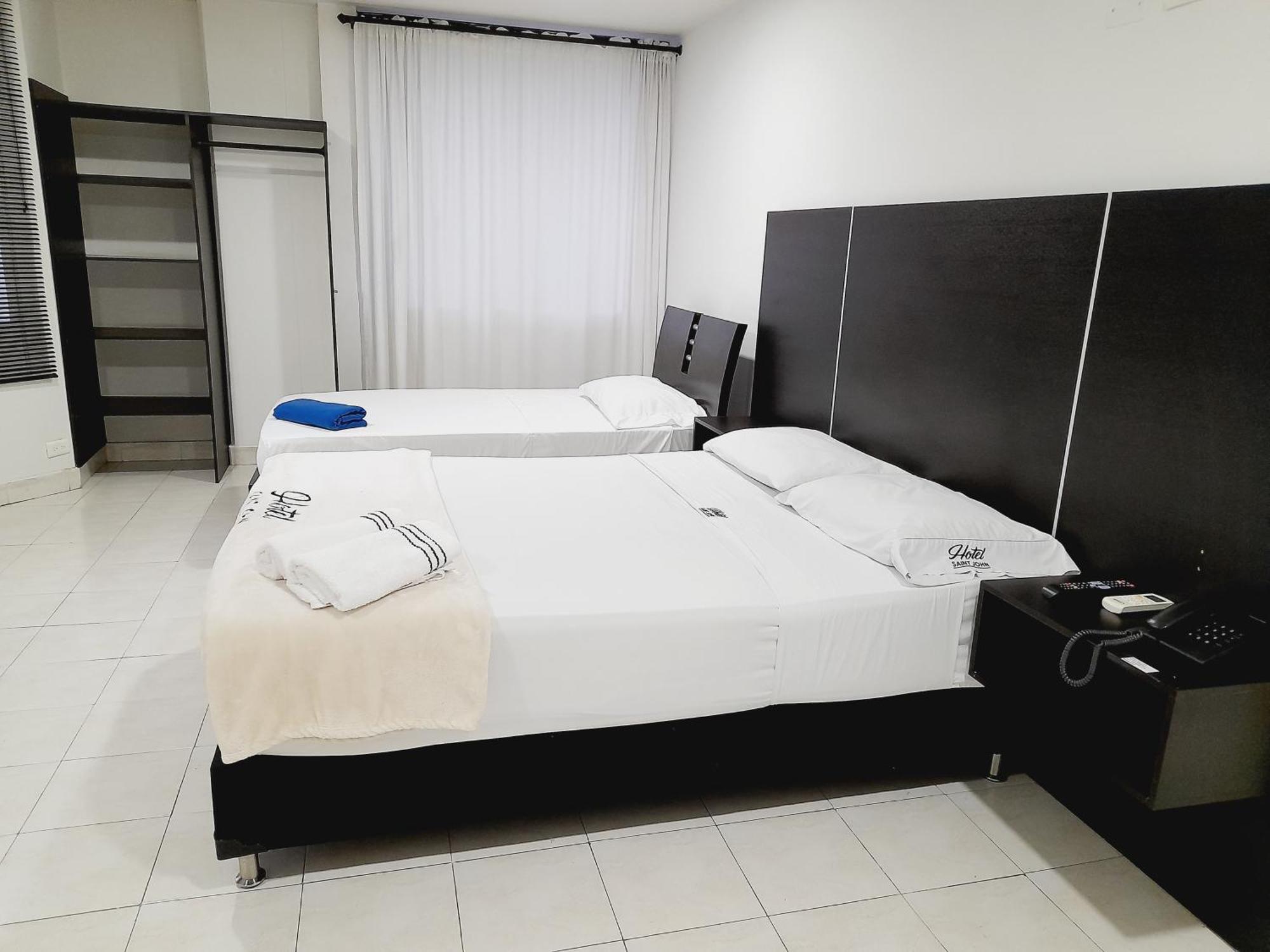 Hotel Saint John ميديلين المظهر الخارجي الصورة