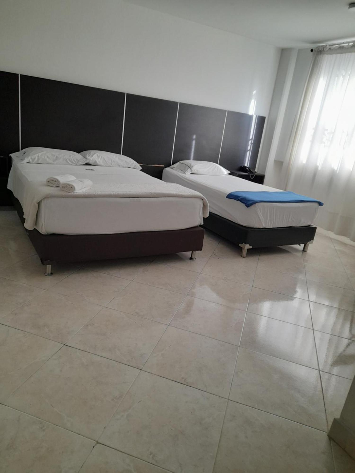 Hotel Saint John ميديلين المظهر الخارجي الصورة